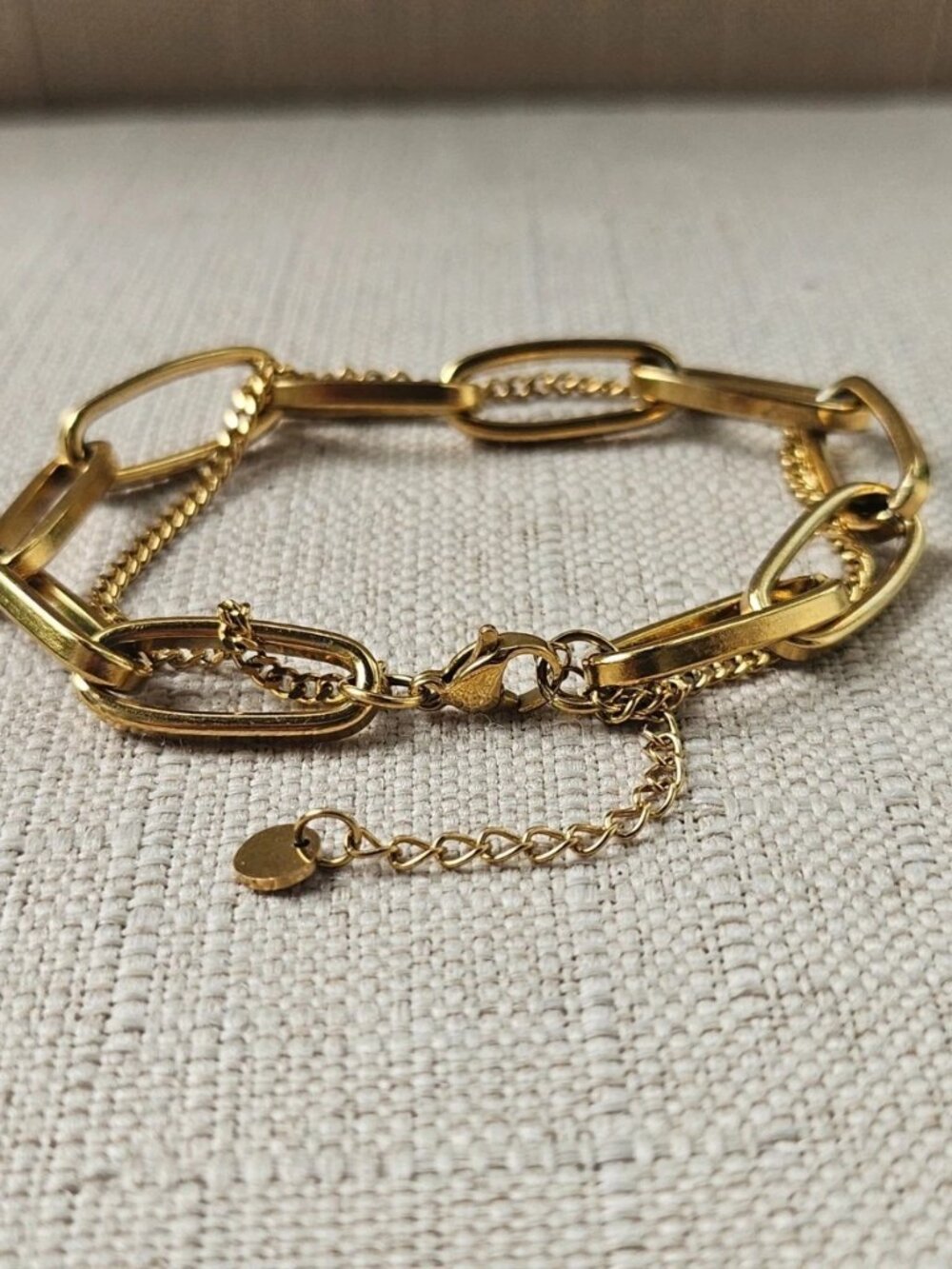 Fashion Bracelet Chain Style Gold Tone Fashion Jewelry Wrist Band Size 6 to 7 in